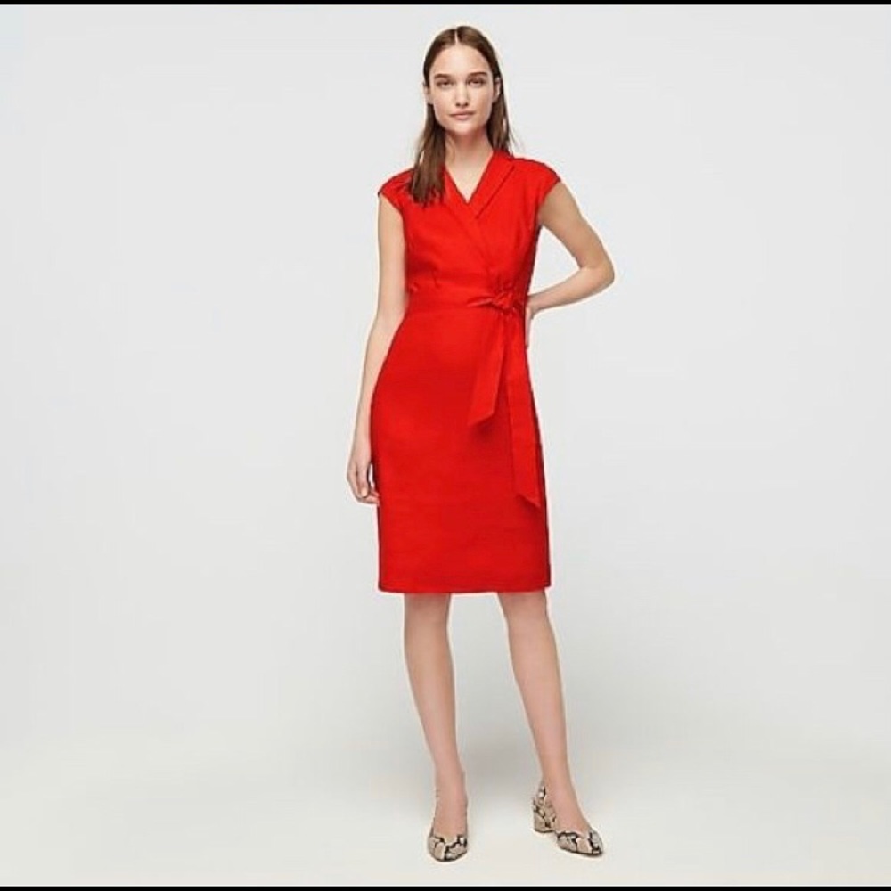 J Crew Belted classy dress. Gorgeous sunset color size 8. Linen.